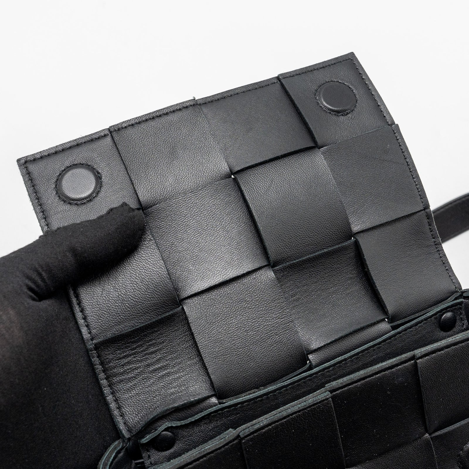 【BOTTEGA VENETA】Lambskin Leather Cassette Bag Fallen BOTTEGA VENETA Cassette Lambskin Leather Shoulder Flap Bag