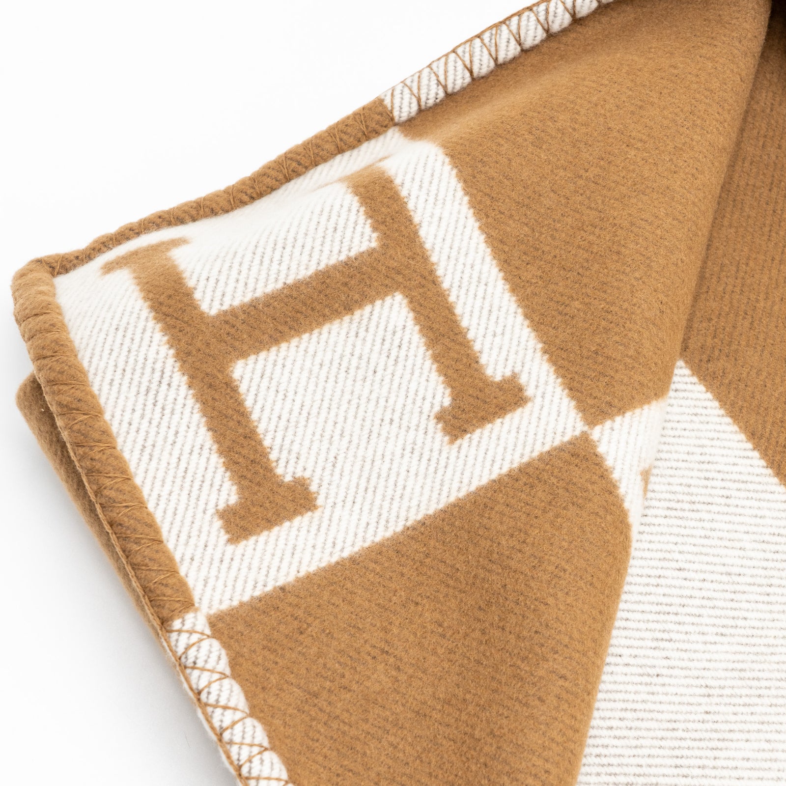 Hermes Avalon Throw Blanket Merinos Wool/Cashmere Ecru/Camel