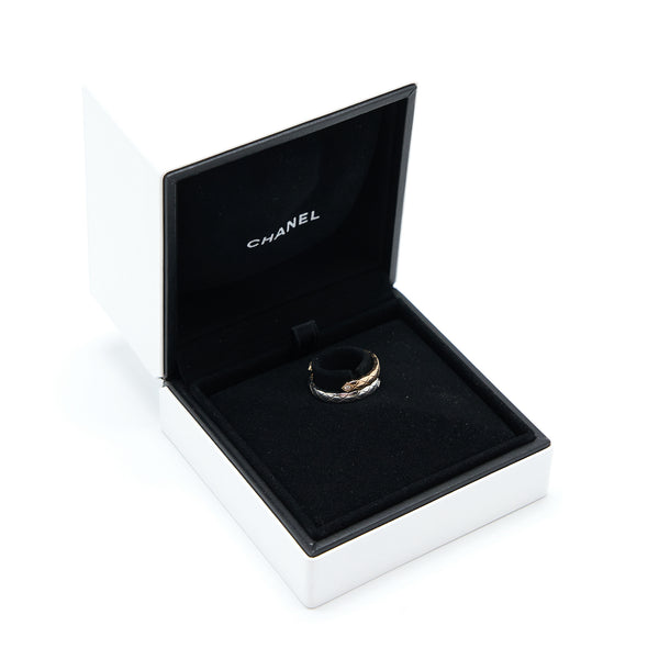 Chanel Size 52 Coco Crush Toilet Moi Ring, Small Version 18K White Gold/Beige Gold Diamonds