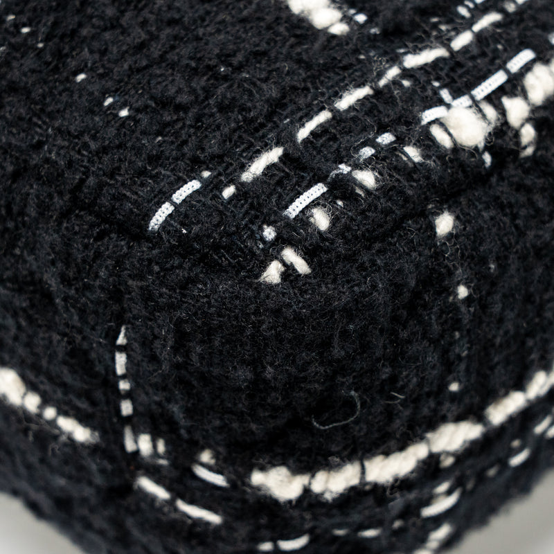 Chanel Small 19 Bag Tweed Black / White Multicolour Hardware (Microchip)