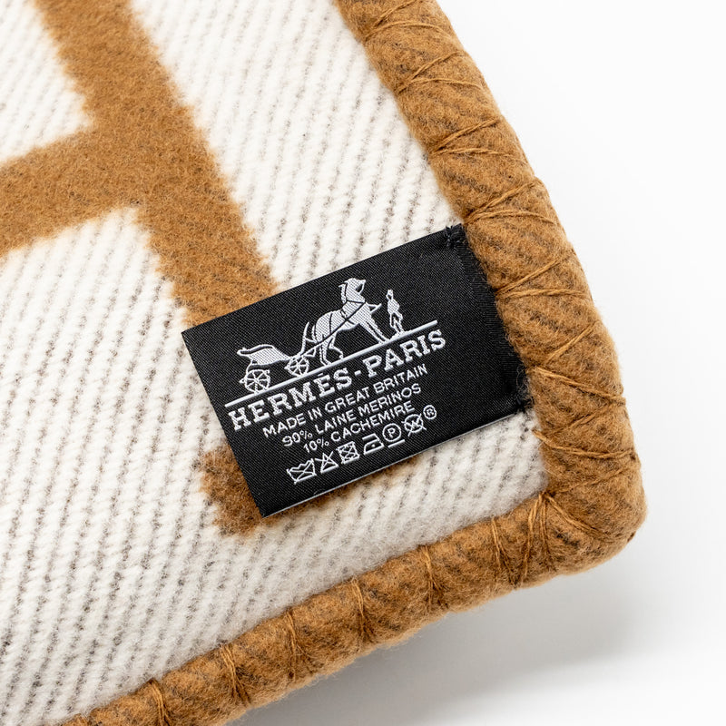 Hermes Avalon Throw Blanket Merinos Wool/Cashmere Ecru/Camel