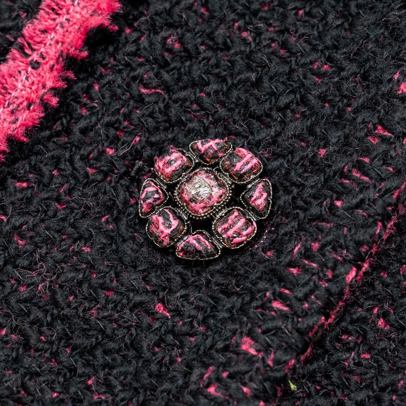 Chanel Size 34 22K Detailed CC Button Jacket Wool/Polyamide Black/Pink