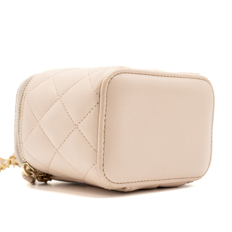 Chanel pearl crush Mini vanity with chain lambskin light pink GHW