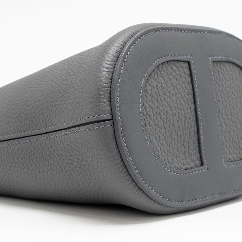 Hermes In the Loop 18 Clemence / swift leather Artois with Artois hardware