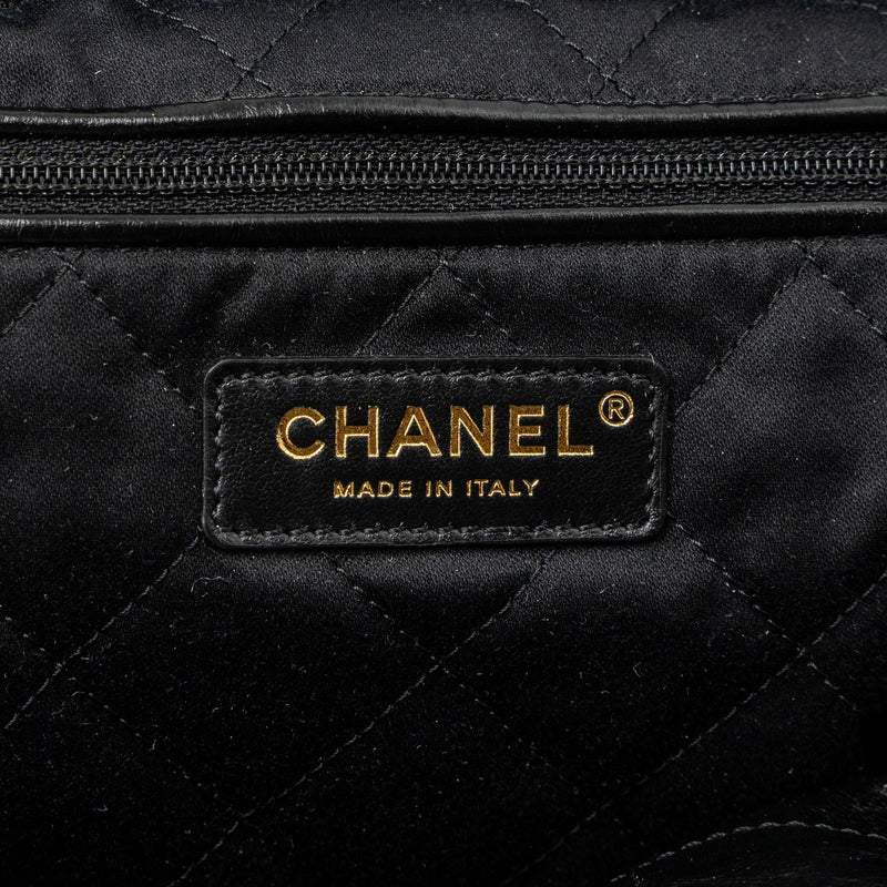 Chanel Large 22 Bag Shiny Calfskin Black GHW (Microchip)