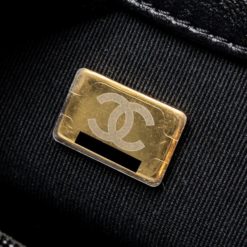 Chanel Quilted flap bag with detailed logo and chain lambskin black GHW (microchip)