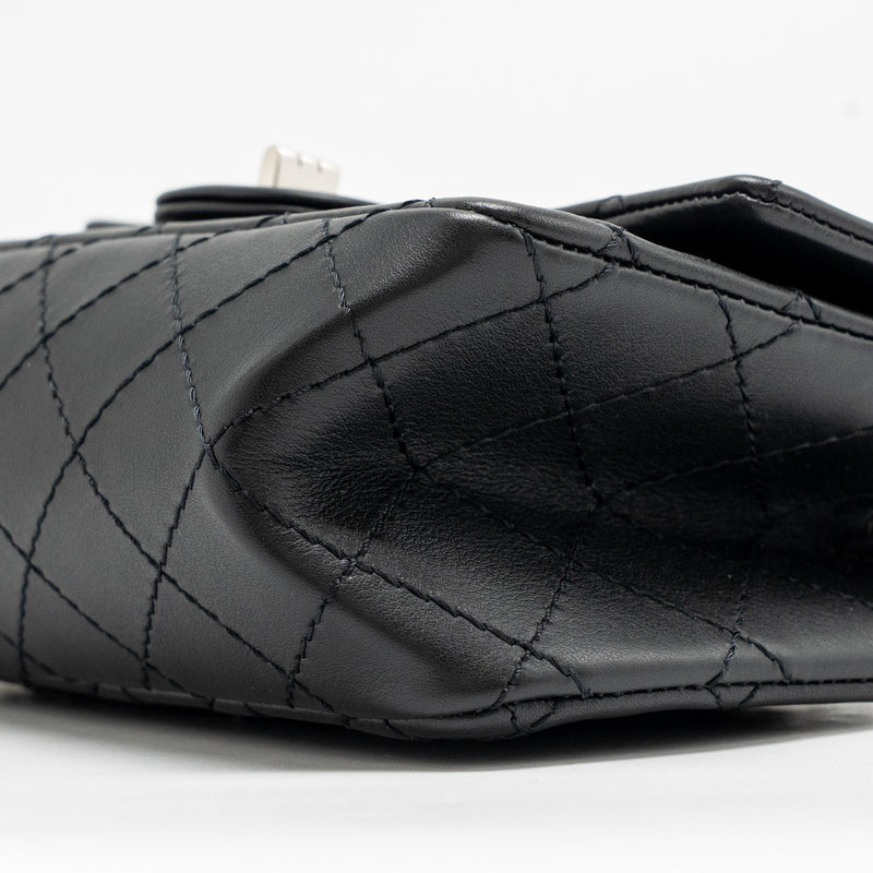 Chanel MINI 2.55 reissue aged calfskin black SHW (Microchip)