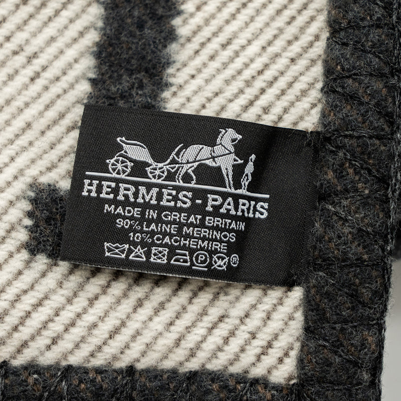 Hermes Avalon throw blanket ecru / Gris fonce