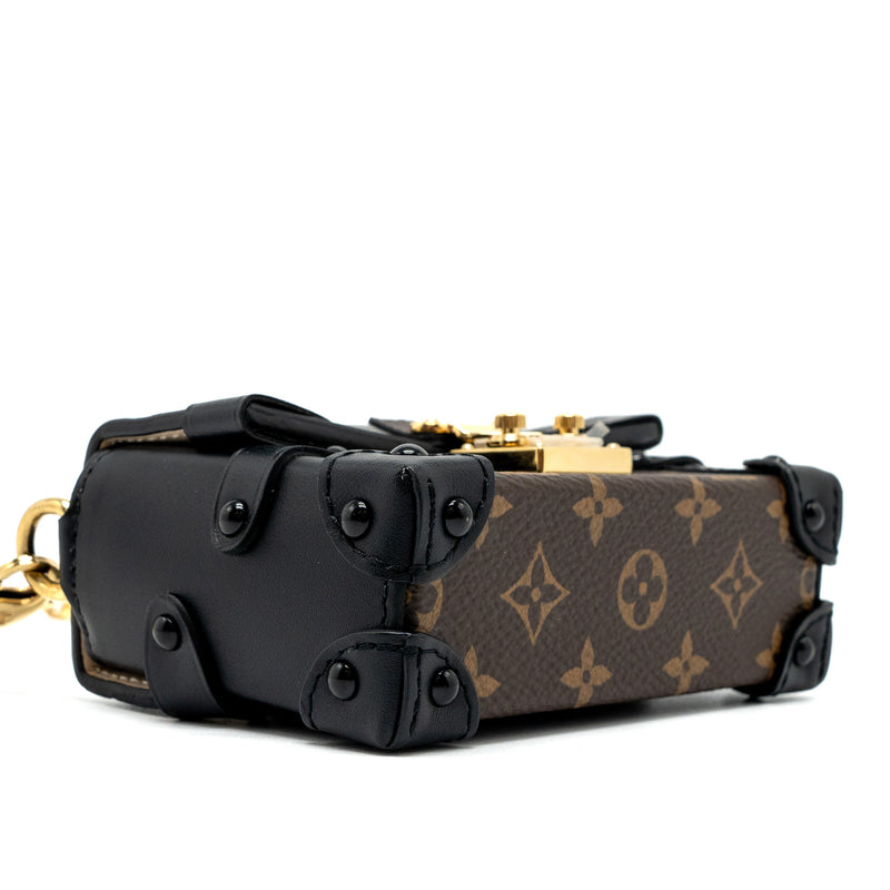 Louis Vuitton Petit Essential V Sunglasses Chain | ModeSens