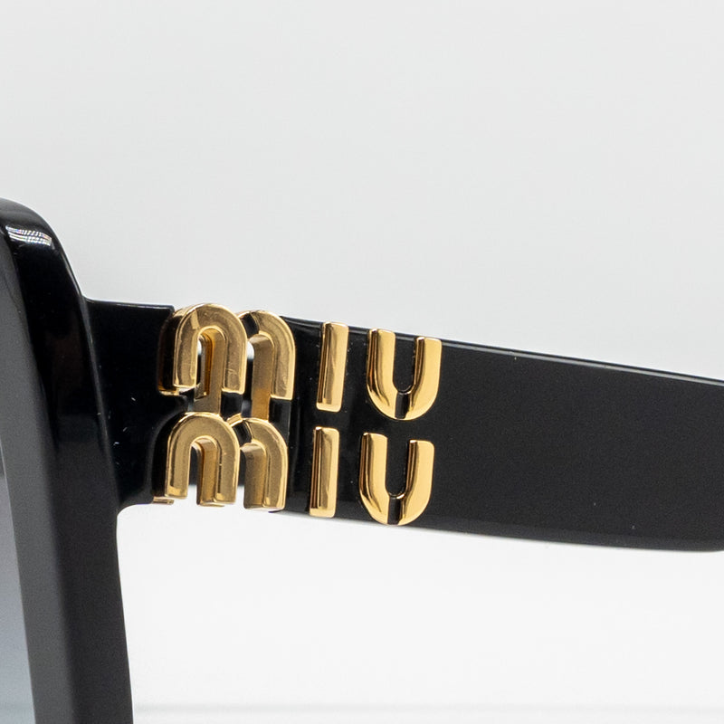 Miu Miu Size S Drill Hat Cotton Dark Blue and Logo Sunglasses Black (Sell in Set)