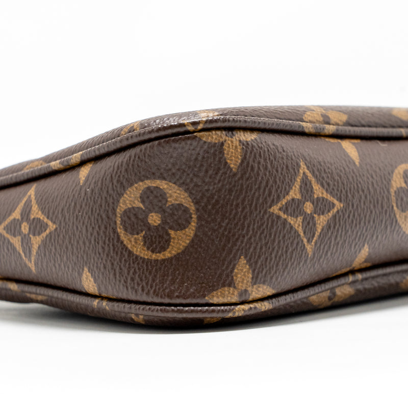 Louis Vuitton Pochette Accessories Monogram Canvas GHW