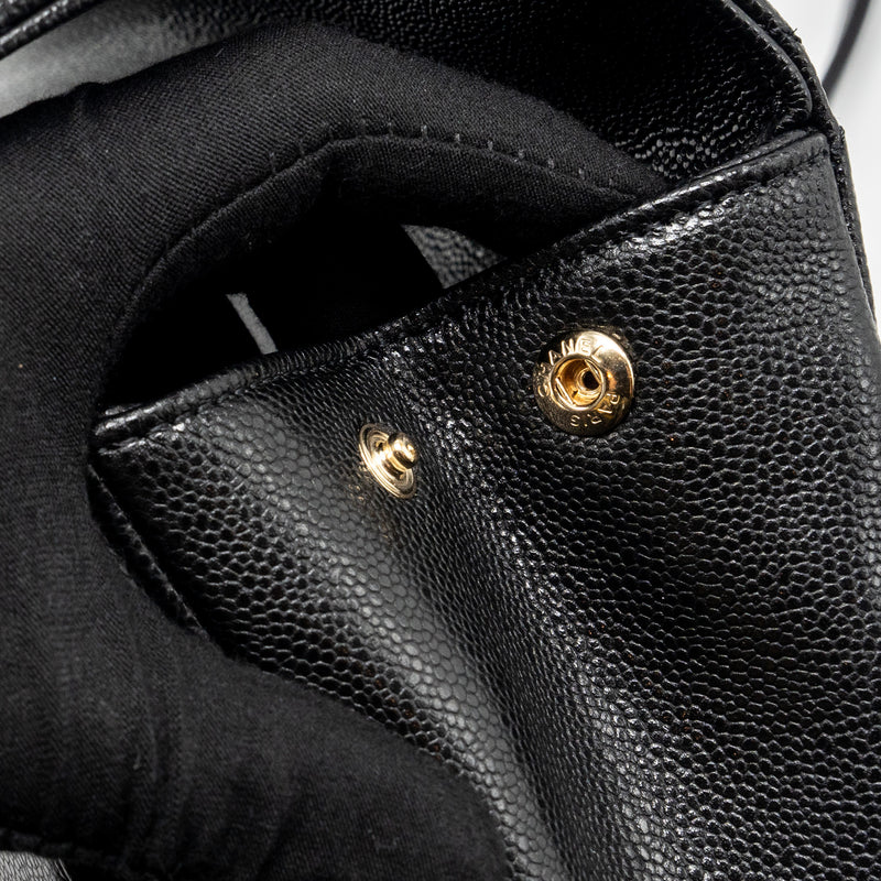 Chanel medium business affinity caviar black LGHW (Microchip)