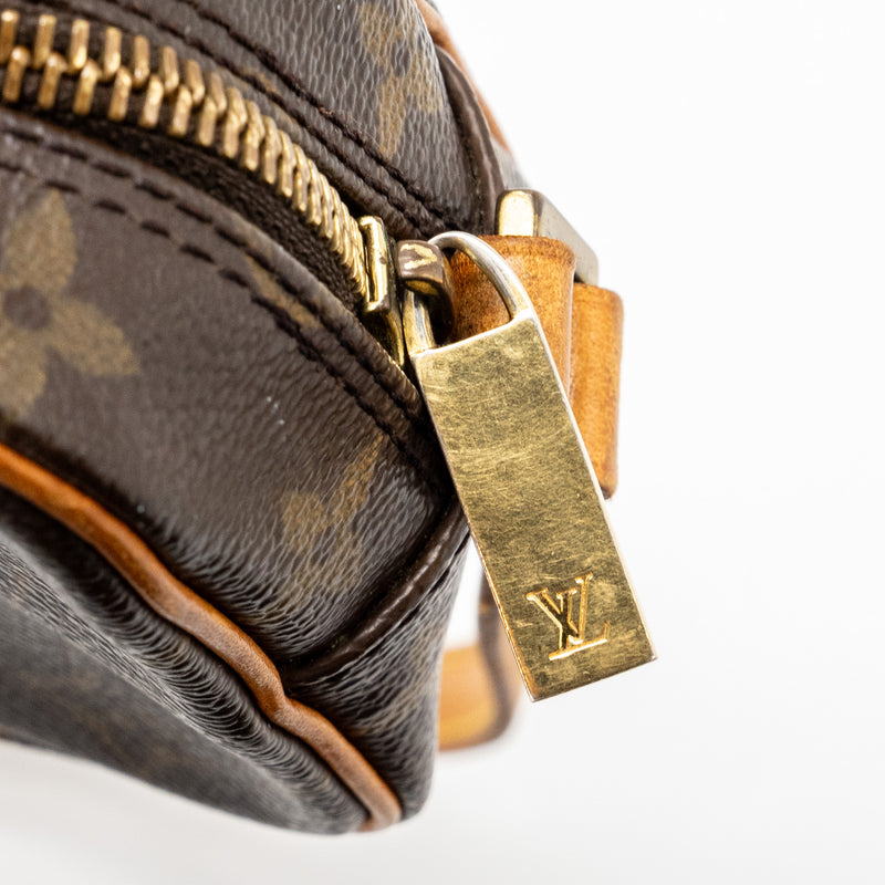 Louis Vuitton vintage cite clutch pochette monogram canvas GHW