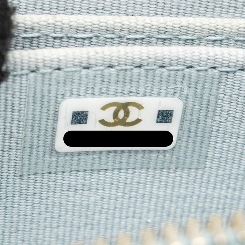 Chanel 19 zip coin purse lambskin light blue SHW (microchip)