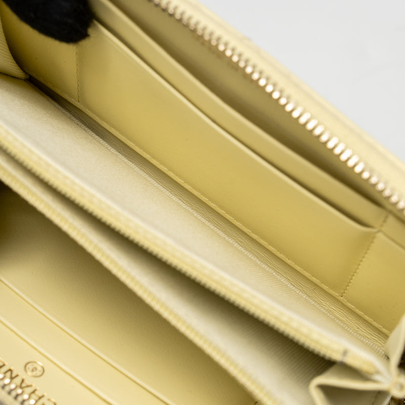 Chanel 19 long wallet lambskin yellow SHW (microchip)