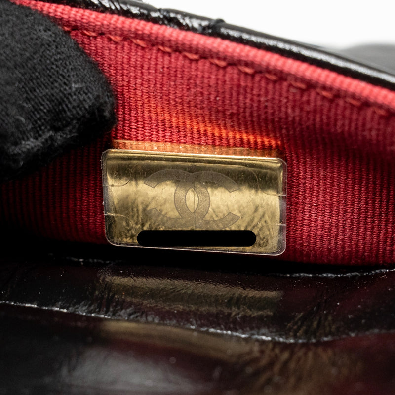 Chanel 23b small hobo bag shiny calfskin black GHW (microchip)