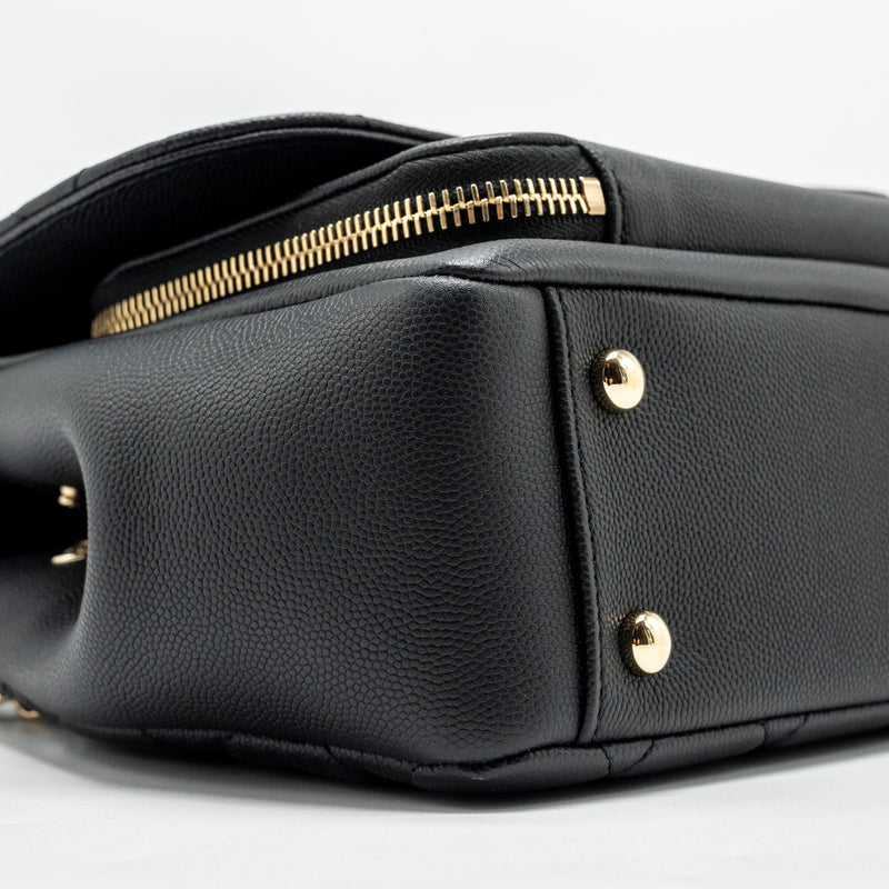 Chanel Medium Business Affinity Caviar black LGHW