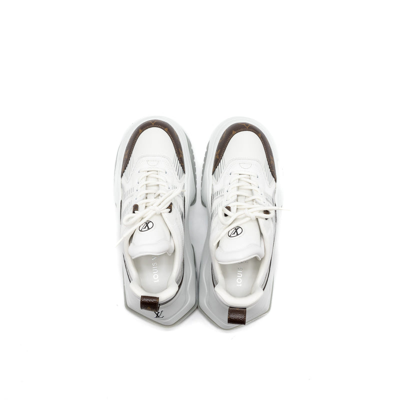 Louis Vuitton Size 39 Archlight 2.0 Trainers Monogram White
