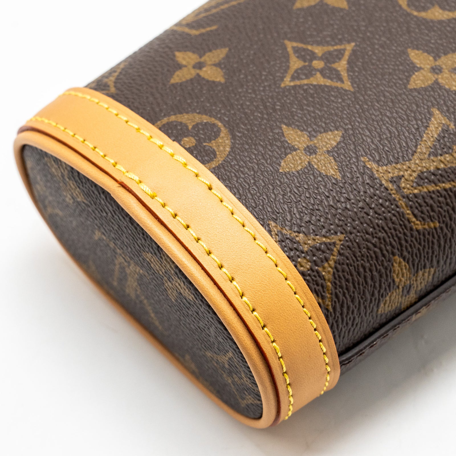 Sold Louis Vuitton Monogram Pouch MP13