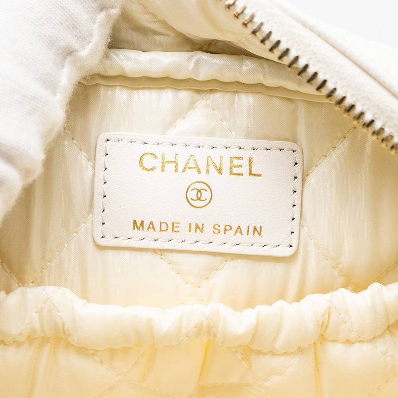 Chanel timeless classic pouch grained calfskin white LGHW (microchip)