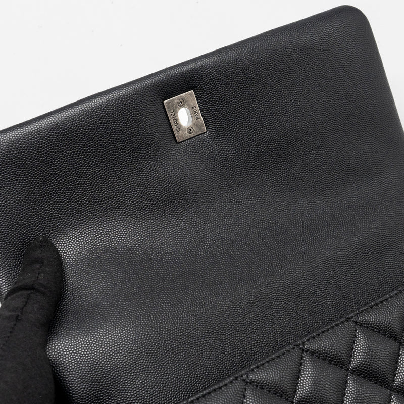 Chanel Medium Coco Handle Caviar / Lizard Handle Black Ruthenium Hardware