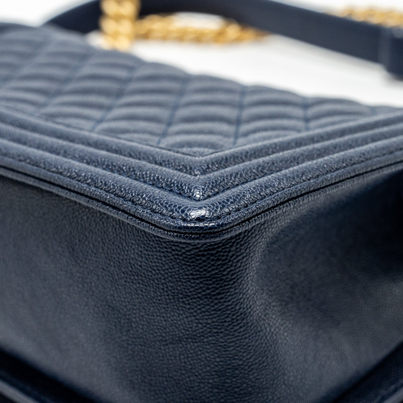Chanel Medium boy bag caviar navy GHW