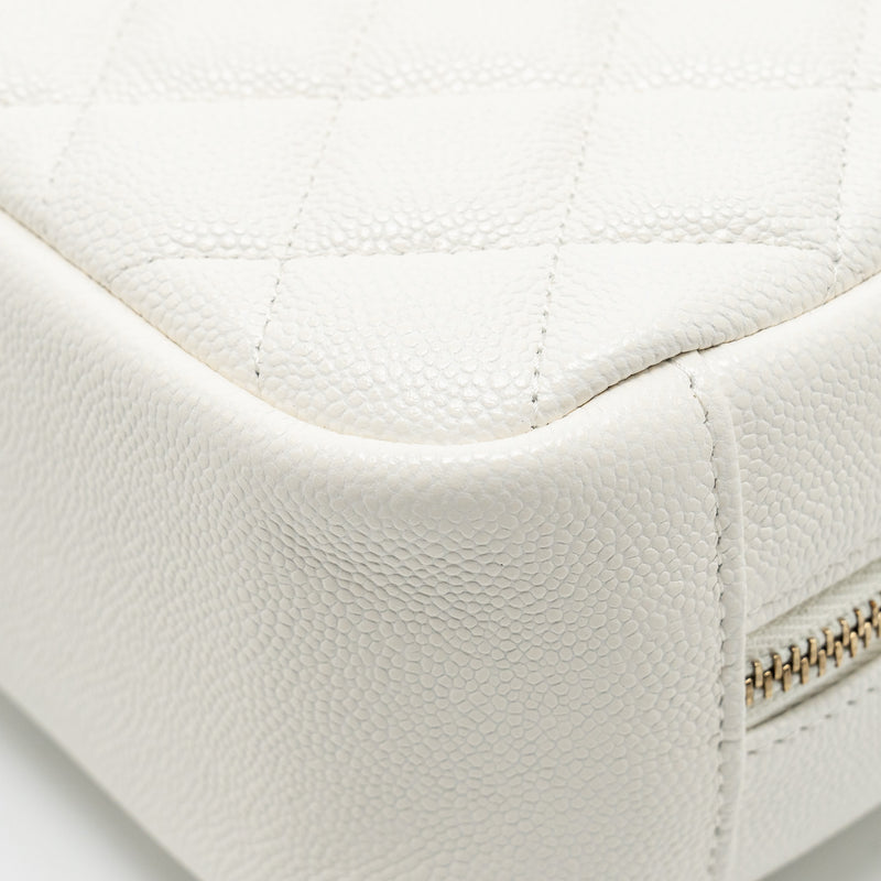 Chanel timeless classic pouch grained calfskin white LGHW (microchip)