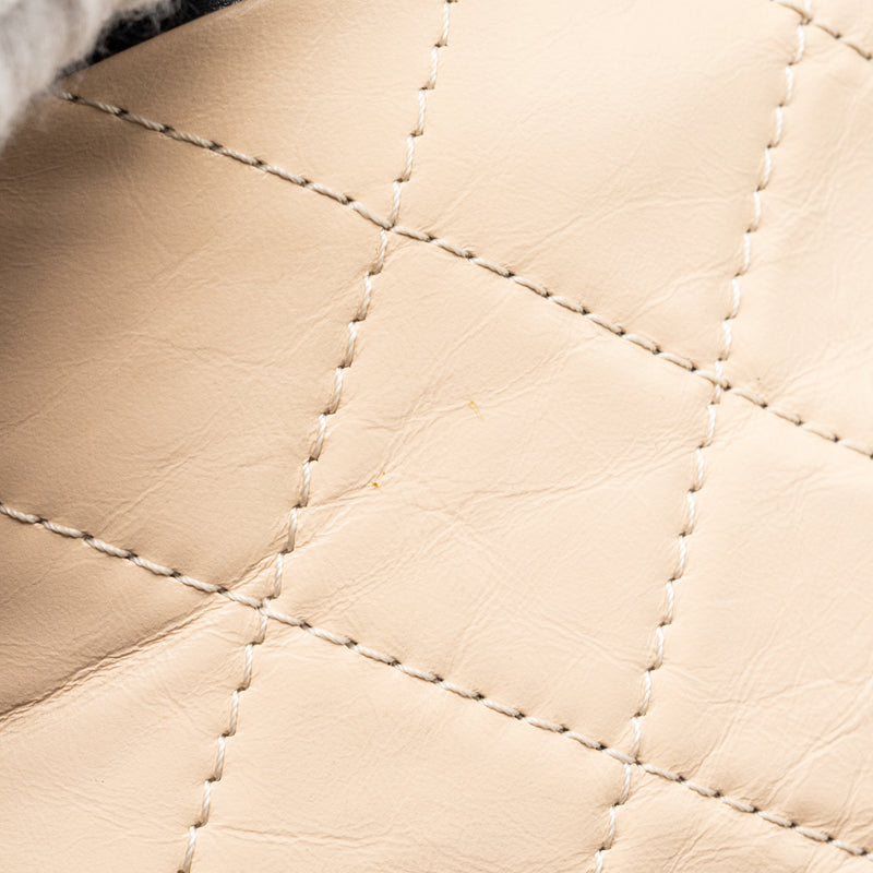 Chanel Gabrielle Hobo Bag Aged Calfskin Beige/Black Multicolour Hardware