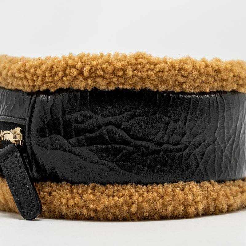 Chanel Shearling CC Round Clutch with Chain Shiny Crumpled Sheepskin Black/Light Brown LGHW