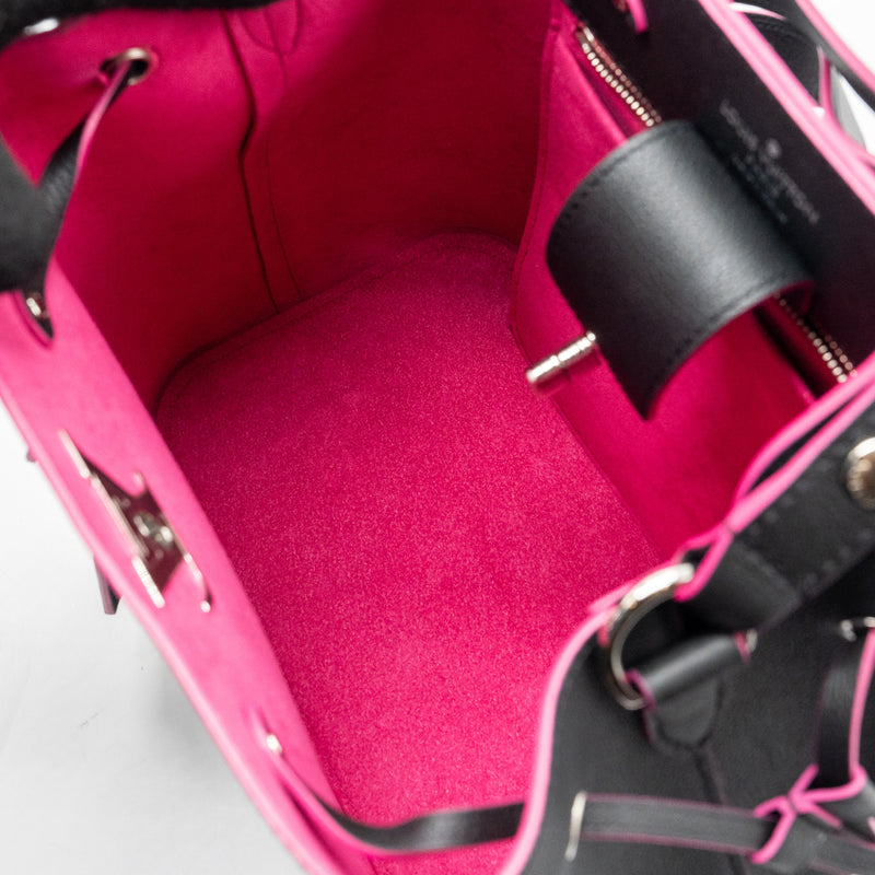 Louis Vuitton Lockme Bucket Bag Calfskin Black/Pink SHW