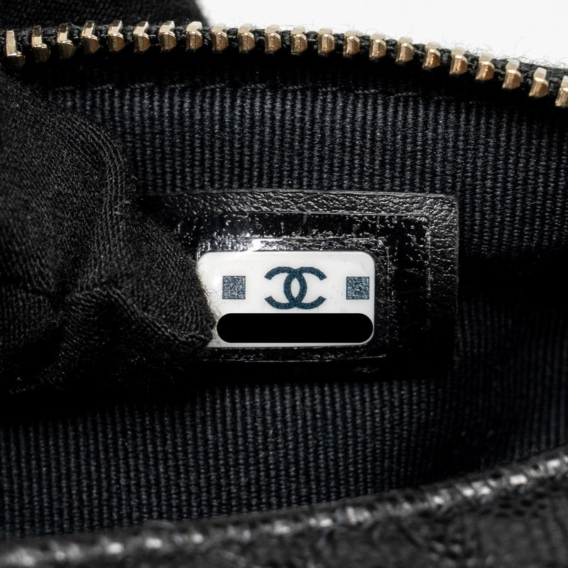 Chanel 25c Detail CC Logo Quilted Hobo Bag caviar black LGHW (microchip)