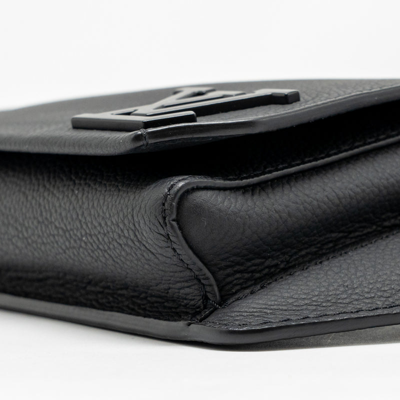 Louis Vuitton Aerogram Takeoff Sling Black Grained Calfskin Black Hardware