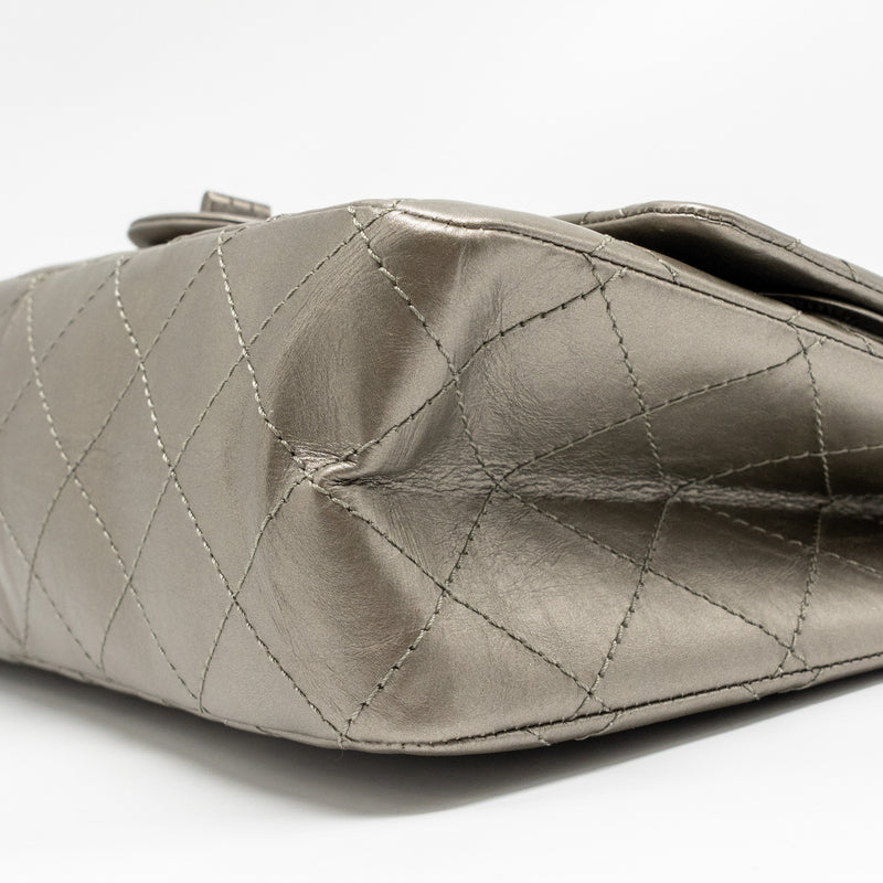 Chanel Maxi 2.55 Reissue Flap Bag Aged Calfskin Iridescent Light Grey Ruthenium Hardware