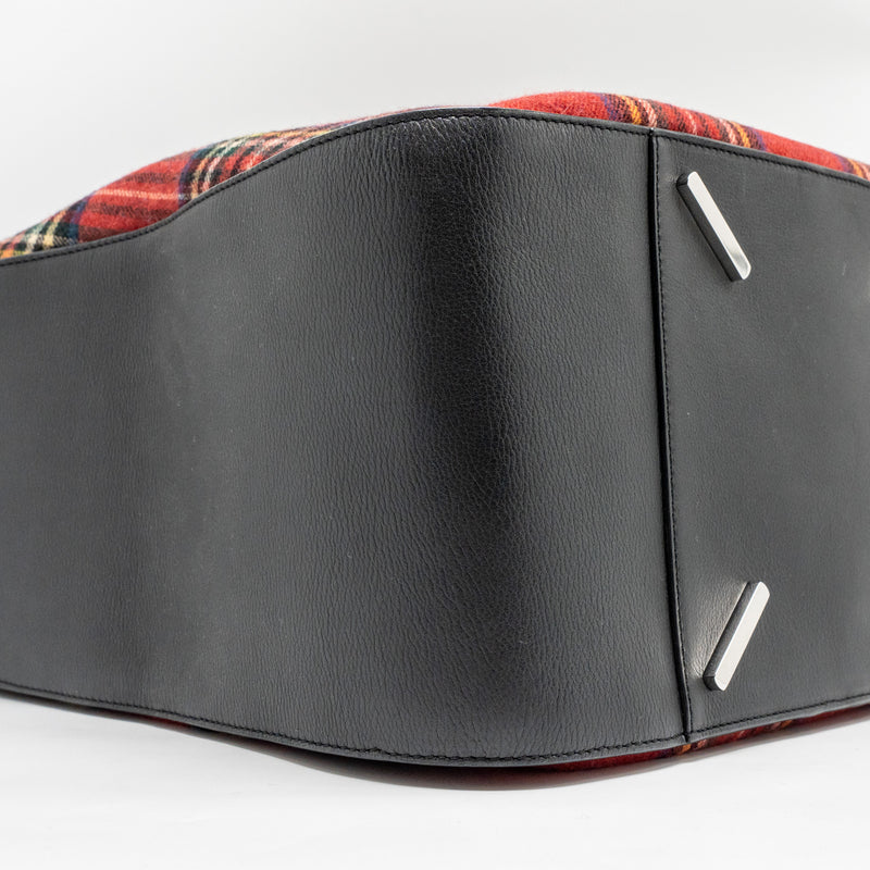 LOEWE HAMMOCK TARTAN BAG BLACK/RED TARTAN CALF/TEXTILE SHW
