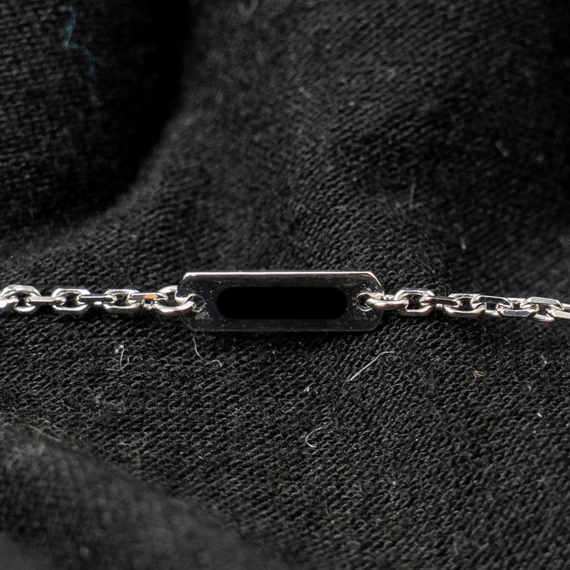 Van Cleef and Arpels Perlee Clovers Pendant white gold diamonds with angle filed trace chain (sell in a set)