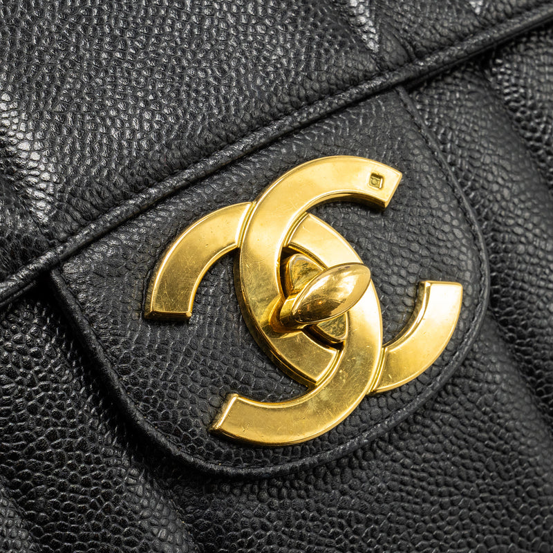 Chanel vintage quilted flap bag caviar black GHW
