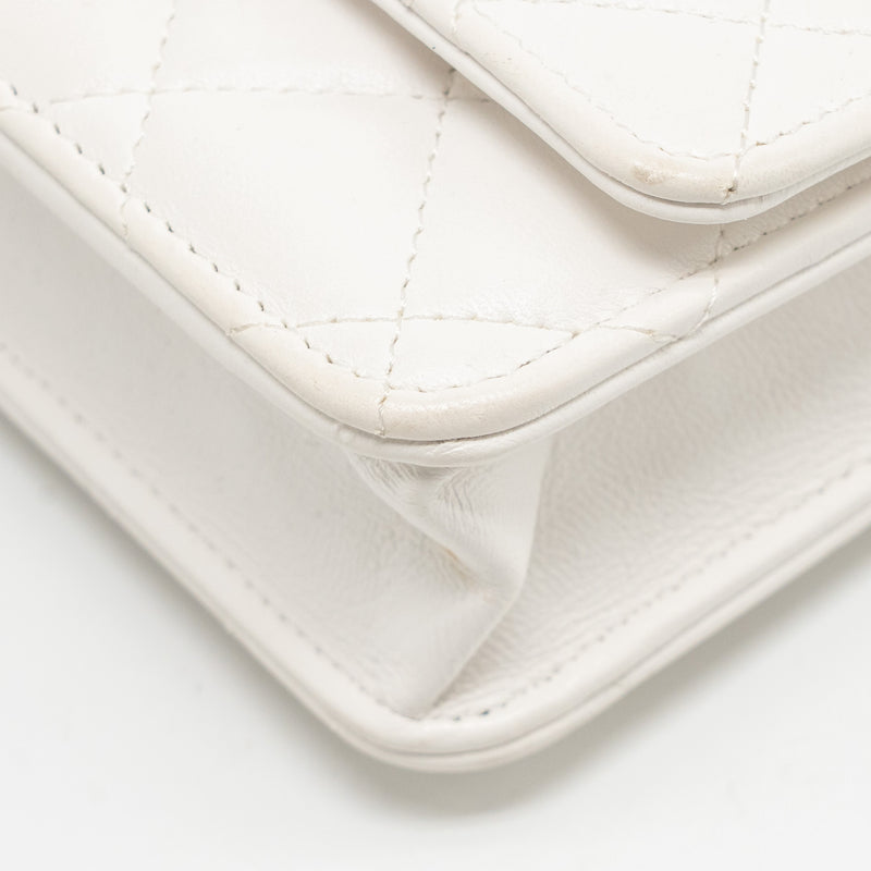 Chanel Giant Chain Classic Wallet on Chain Lambskin White Multicolour Hardware (Microchip)