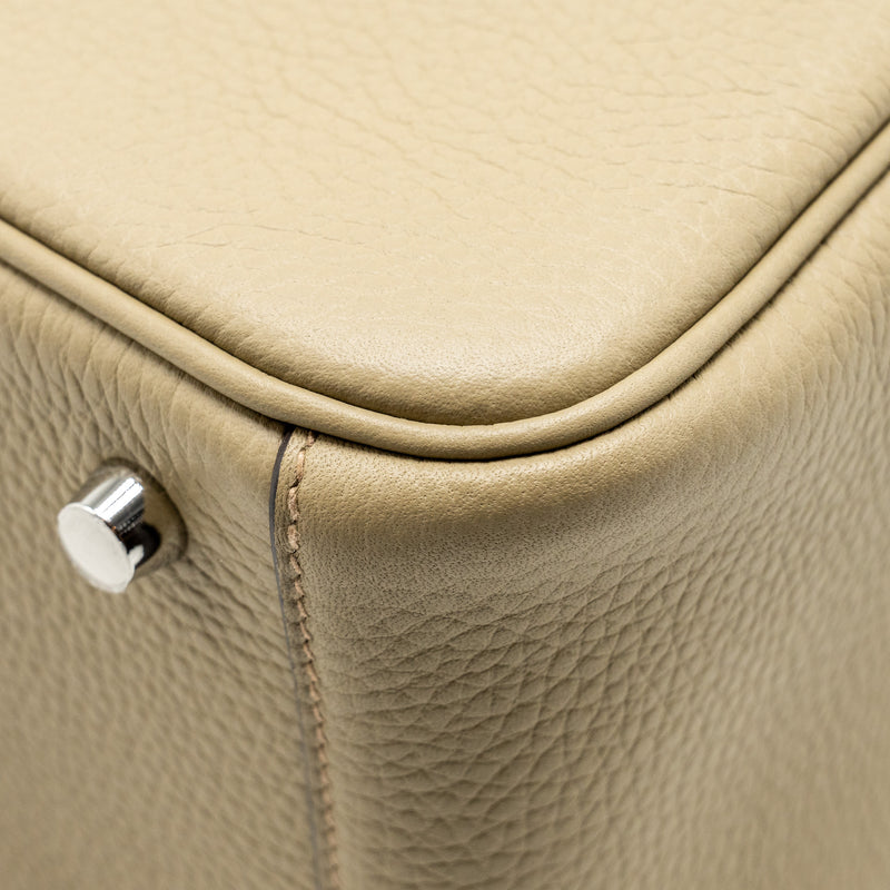 Hermes Lindy 26 Clemence 8Q Beige Marfa SHW Stamp W