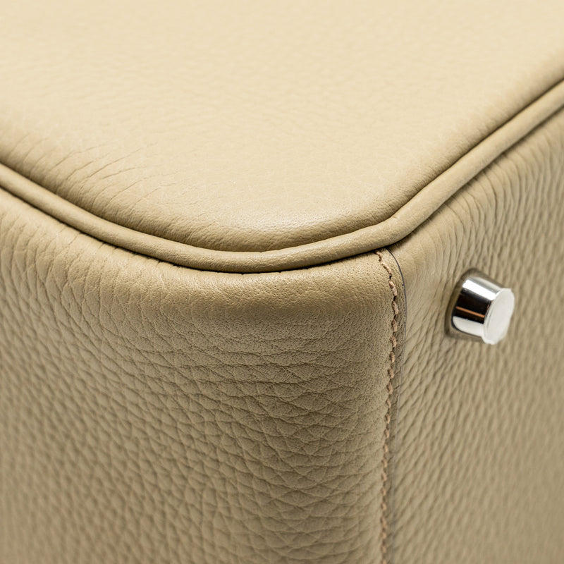 Hermes Lindy 26 Clemence 8Q Beige Marfa SHW Stamp W