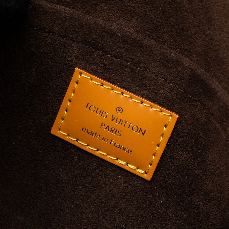 JELLY Kadın Çelik Gold Renk Sedefli Mineli Louis Vuitton LV Yonca