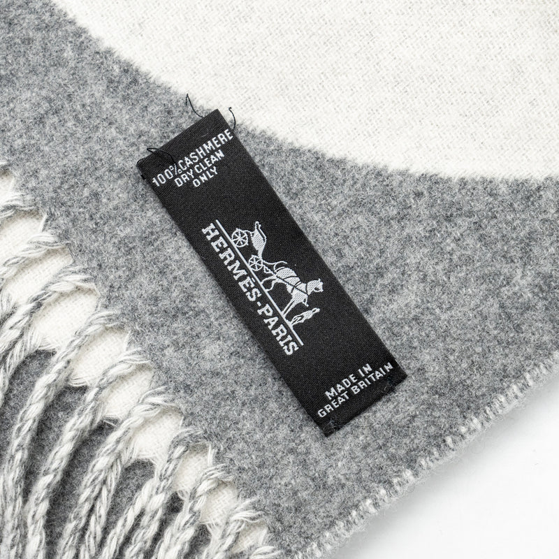 Hermes Casaque Charms Muffler Cashmere Gris Clair/Ivory