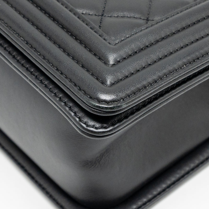 Chanel Medium Boy bag calfskin black ruthenium SHW