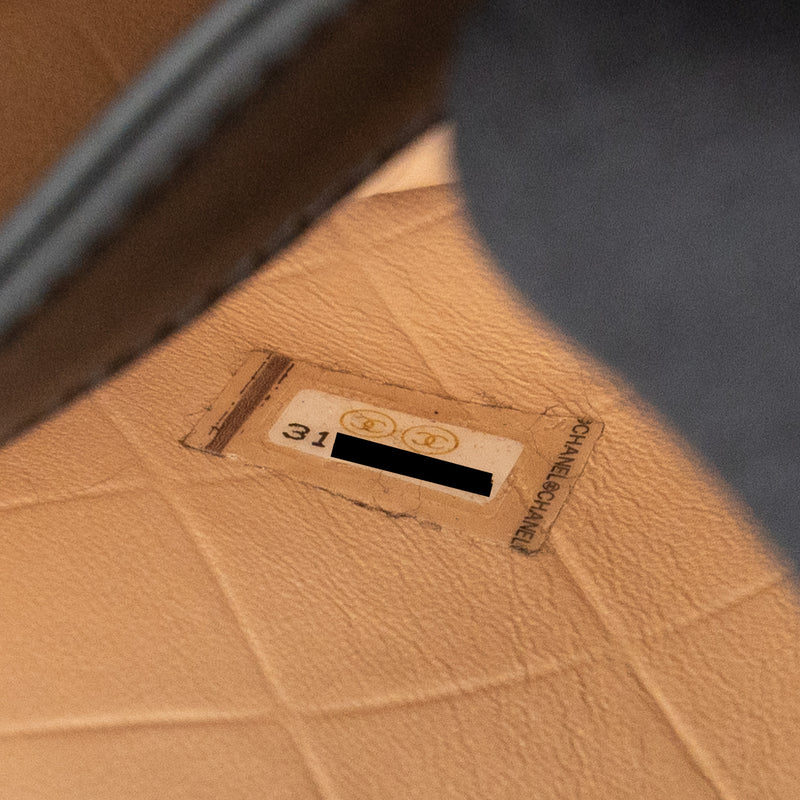 Chanel Messenger Bag Calfskin Black GHW