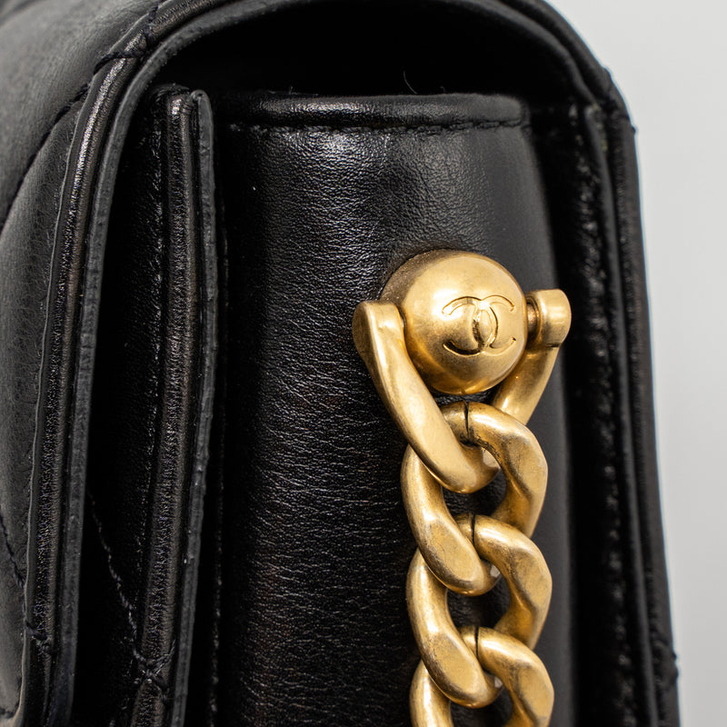 Chanel Messenger Bag Calfskin Black GHW