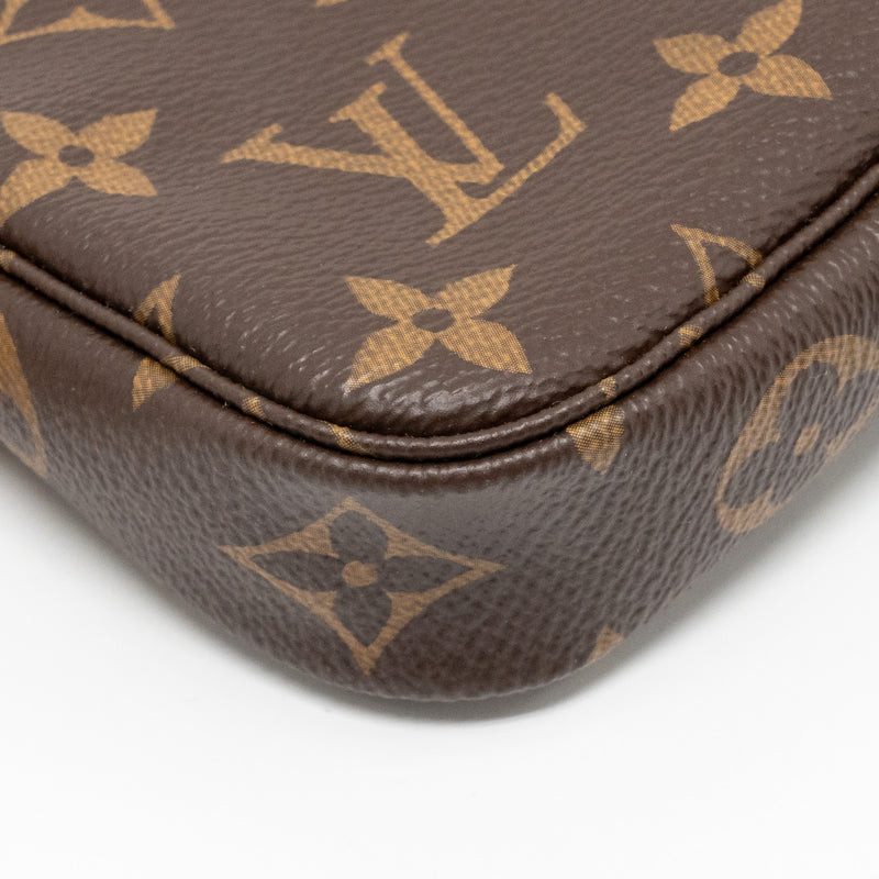 Louis Vuitton Mini Pochette Accessoires Monogram Canvas GHW