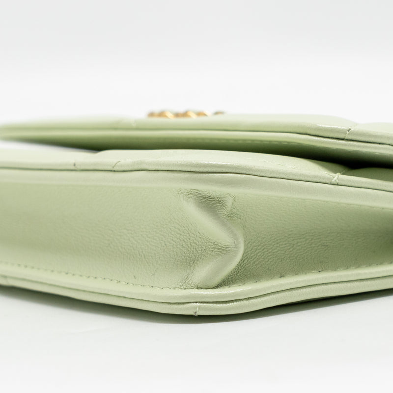 Chanel 19 Mini Clutch with Chain Lambskin Light Green Multicolour hardware