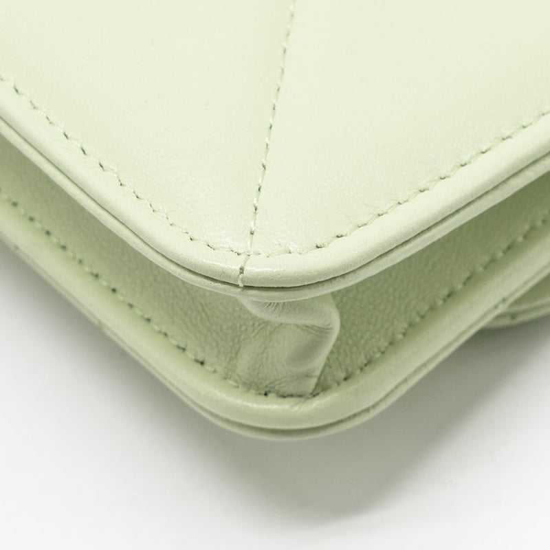 Chanel 19 Mini Clutch with Chain Lambskin Light Green Multicolour hardware