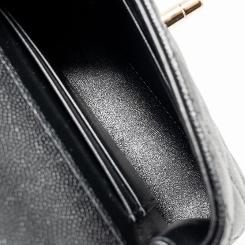 Chanel Coco Handle Clutch with Chain caviar Black LGHW (Microchip)