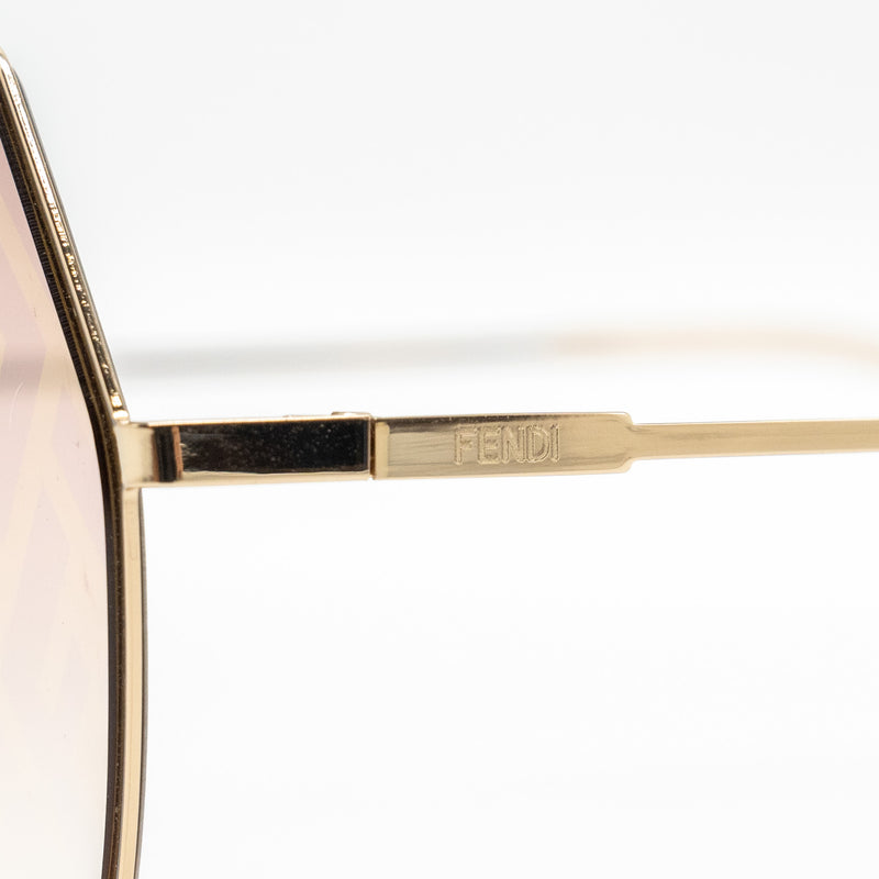 Fendi Sunglasses Multicolour (Sell in Set)