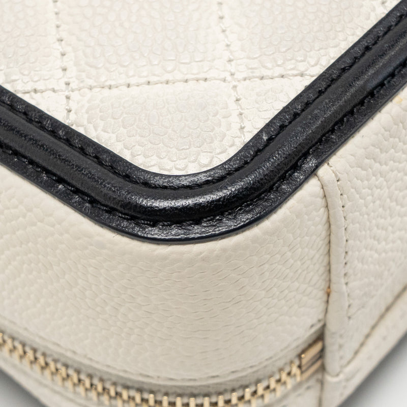 Chanel CC Filigree Vanity Case Caviar White/Black GHW